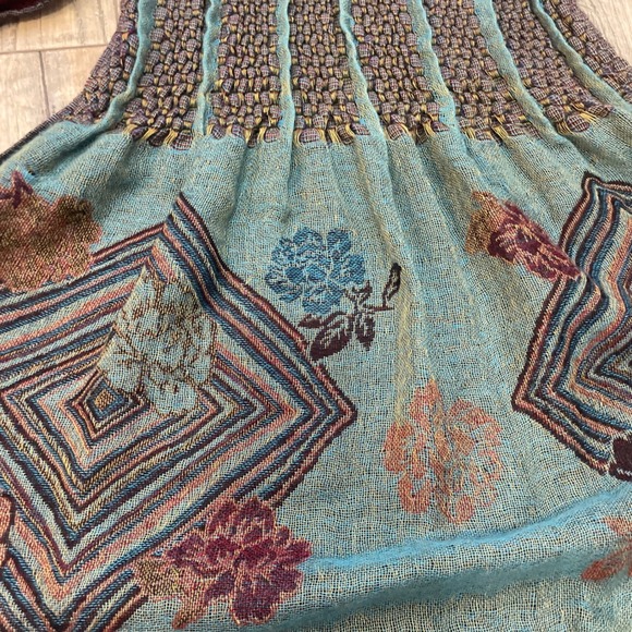 PASHMINA Women's Geometric Floral Smocked Scarf Wrap Shawl Burgundy Teal - Picture 3 of 13